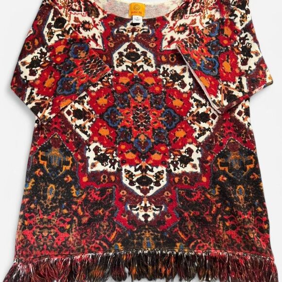 Burgundy and Red Tapestry Short Sleeve Knit Top with Bottom Hem Fringe - Picture 5 of 8